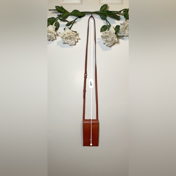 Hobo International Token Wallet Crossbody, Clay - Picture 9 of 10